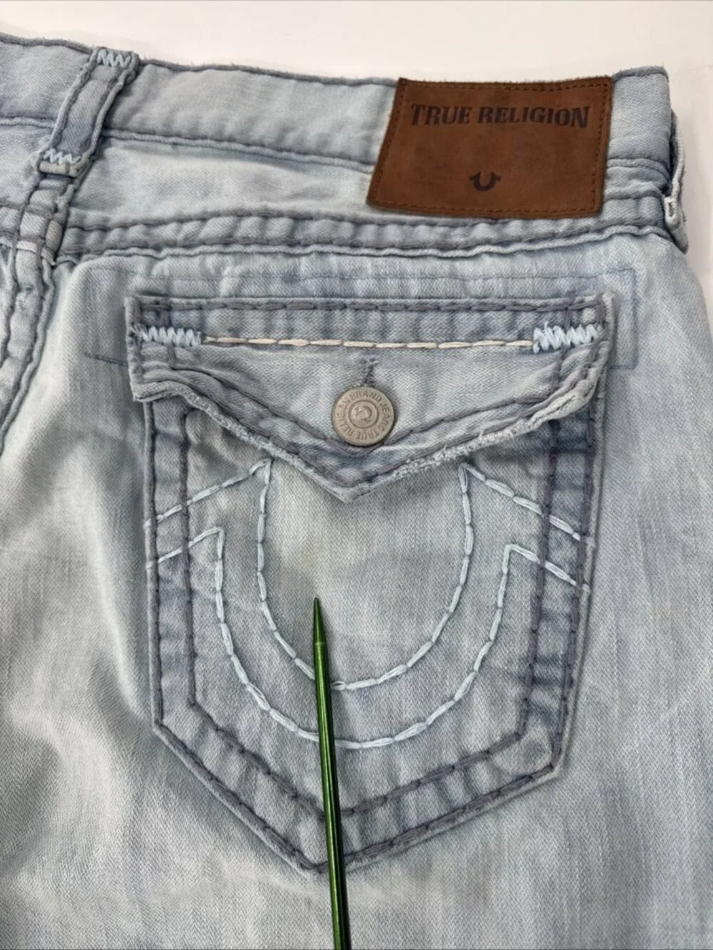 True Religion Jeans Mens 38x34 Ricky W Flap Relaxed Distressed Light Blue Holes